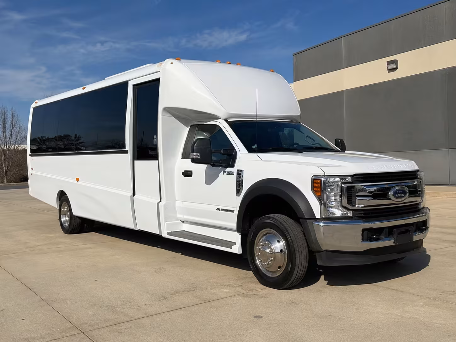 18 passenger minibus