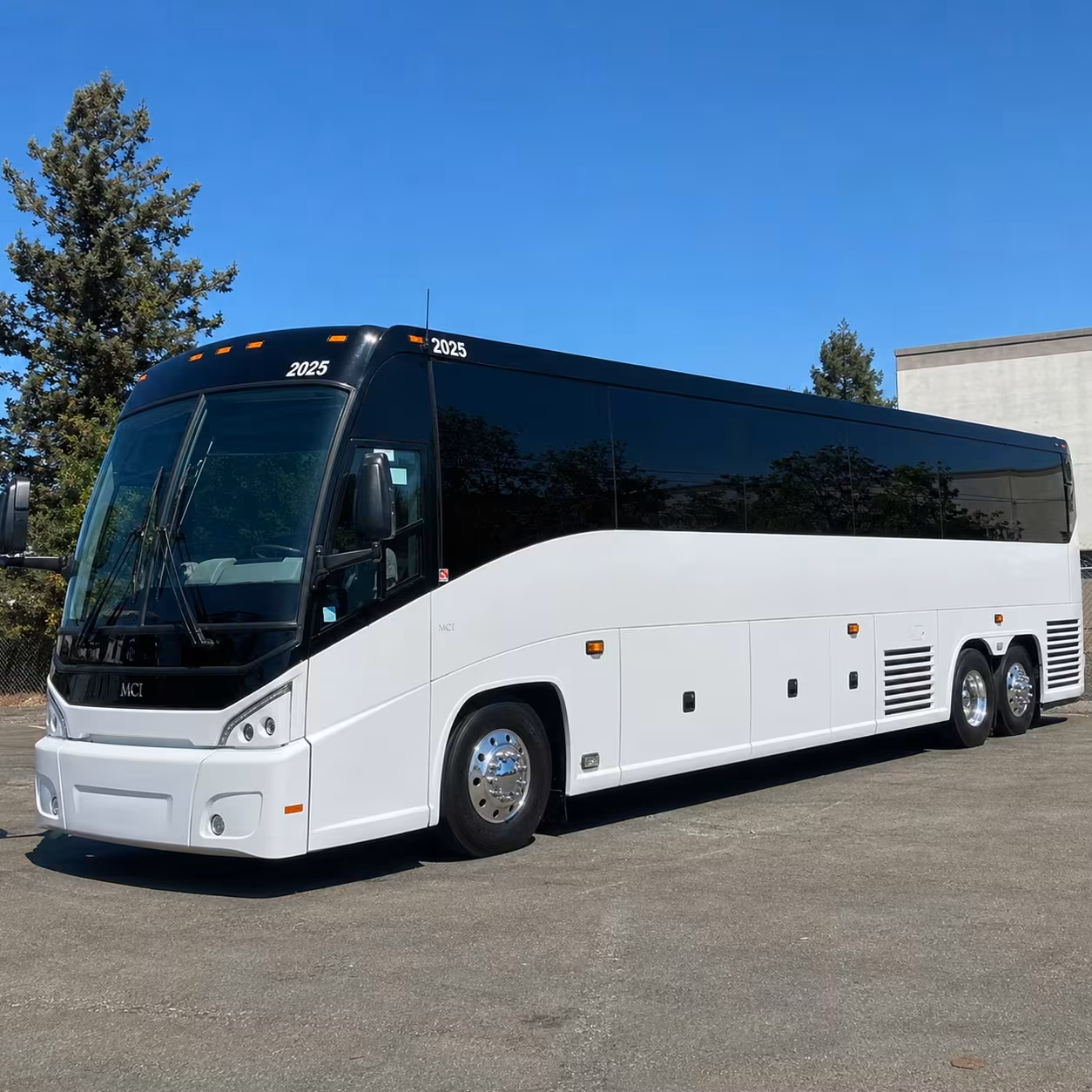 lehi employee shuttle buses for silicon slopes companies
