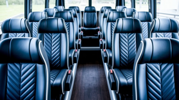 lehi 15 passenger minibus rental